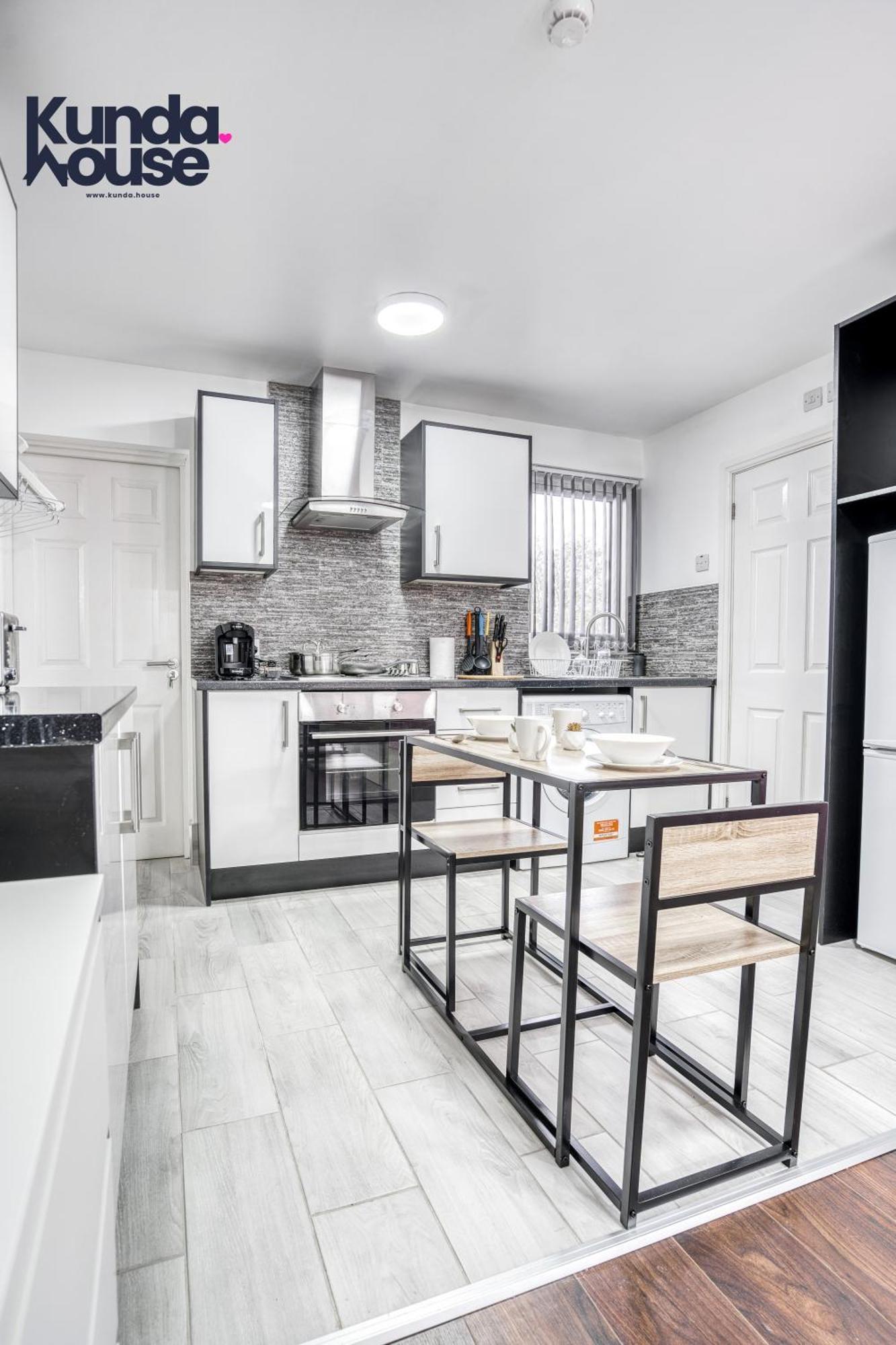 Cosy Apartments - City Living Made Elegant - Birmingham Dış mekan fotoğraf