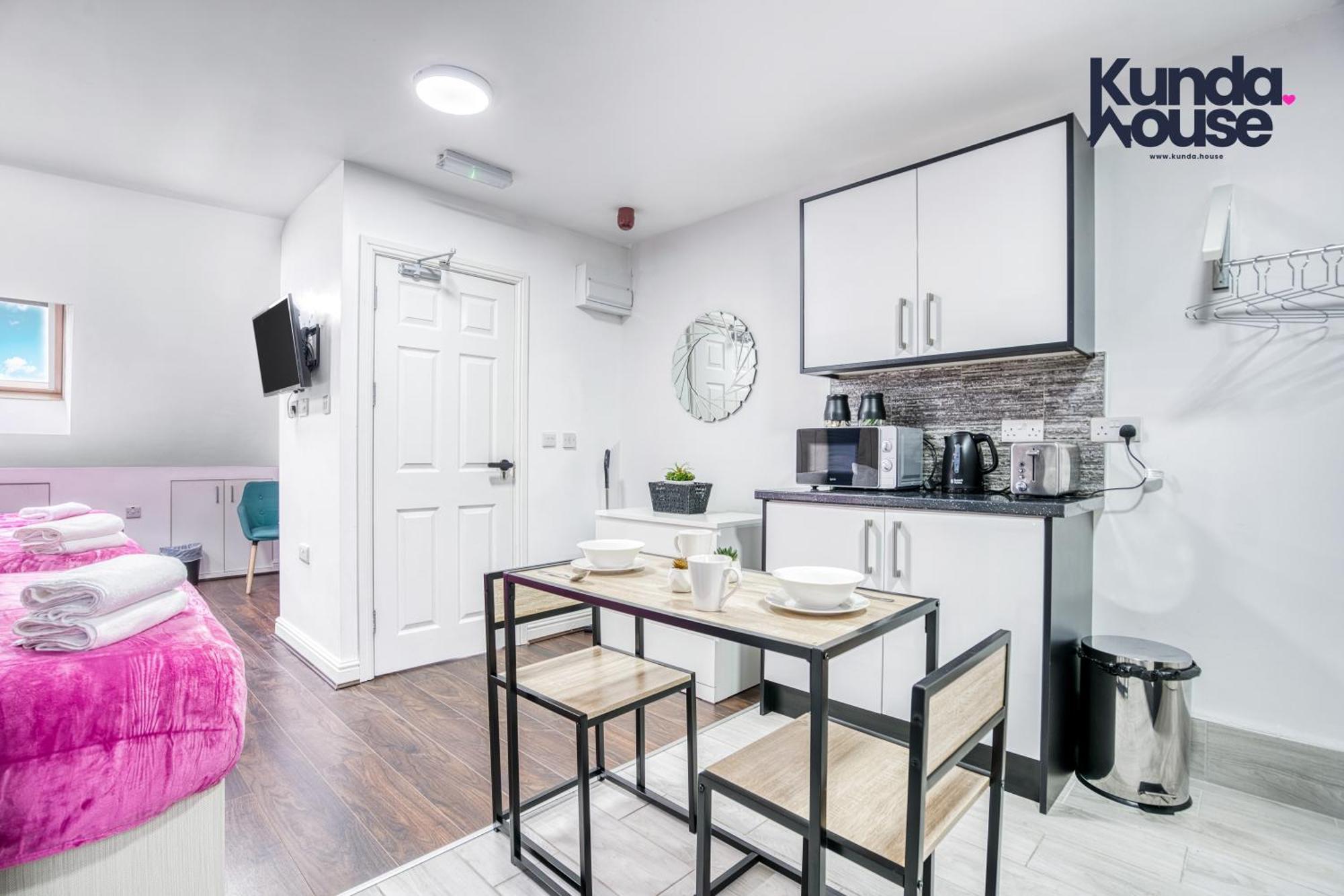 Cosy Apartments - City Living Made Elegant - Birmingham Dış mekan fotoğraf